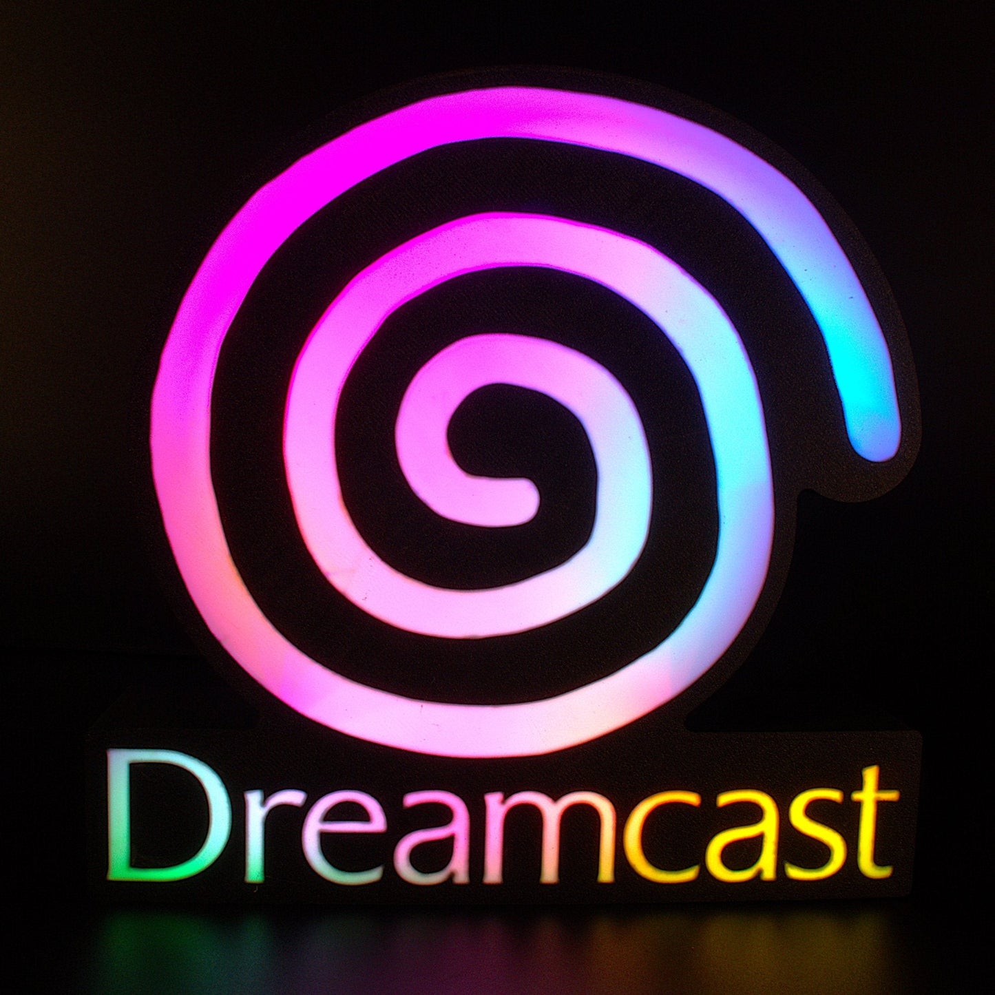 Lampe LED RGB Logo Dreamcast. Décoration lumineuse pour la maison, chambre, salle de jeux, bureau, setup gaming, chambre d'enfant. Connection Usb C. - Lampe LED RGB Dreamcast - Chroma Craft - Lampe LED