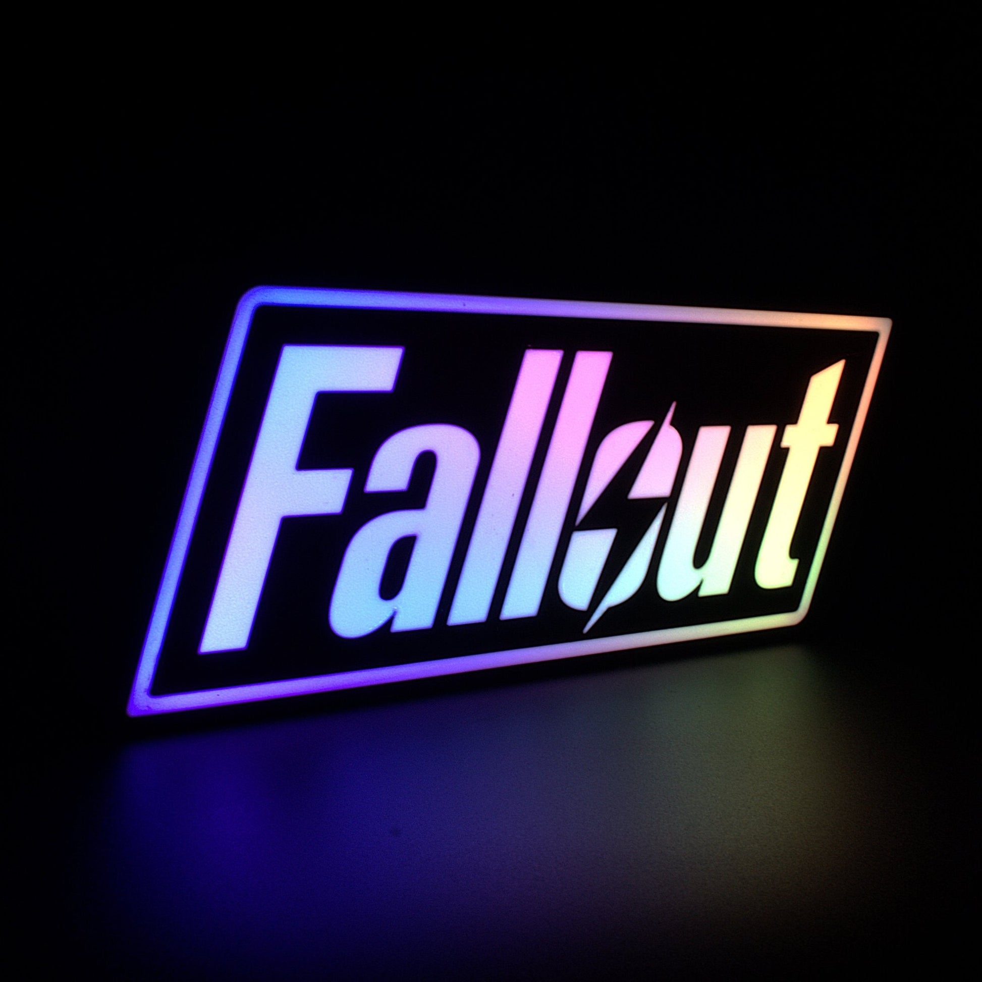 Lampe LED RGB Logo Fallout. Décoration lumineuse pour la maison, chambre, salle de jeux, bureau, setup gaming, chambre d'enfant. Connection Usb C. - Lampe LED RGB Fallout - Chroma Craft - Lampe LED