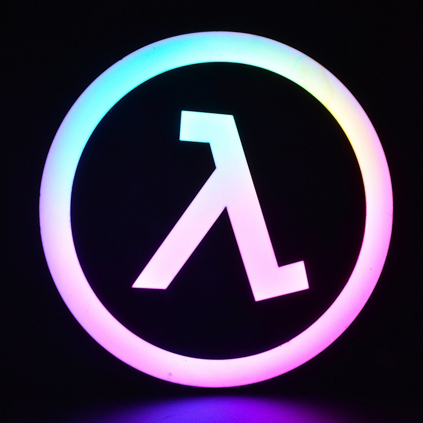 Lampe LED RGB Logo Half Life (Valve). Décoration lumineuse pour la maison, chambre, salle de jeux, bureau, setup gaming, chambre d'enfant. Connection Usb C. - Lampe LED RGB Half - Life - Chroma Craft - Lampe LED