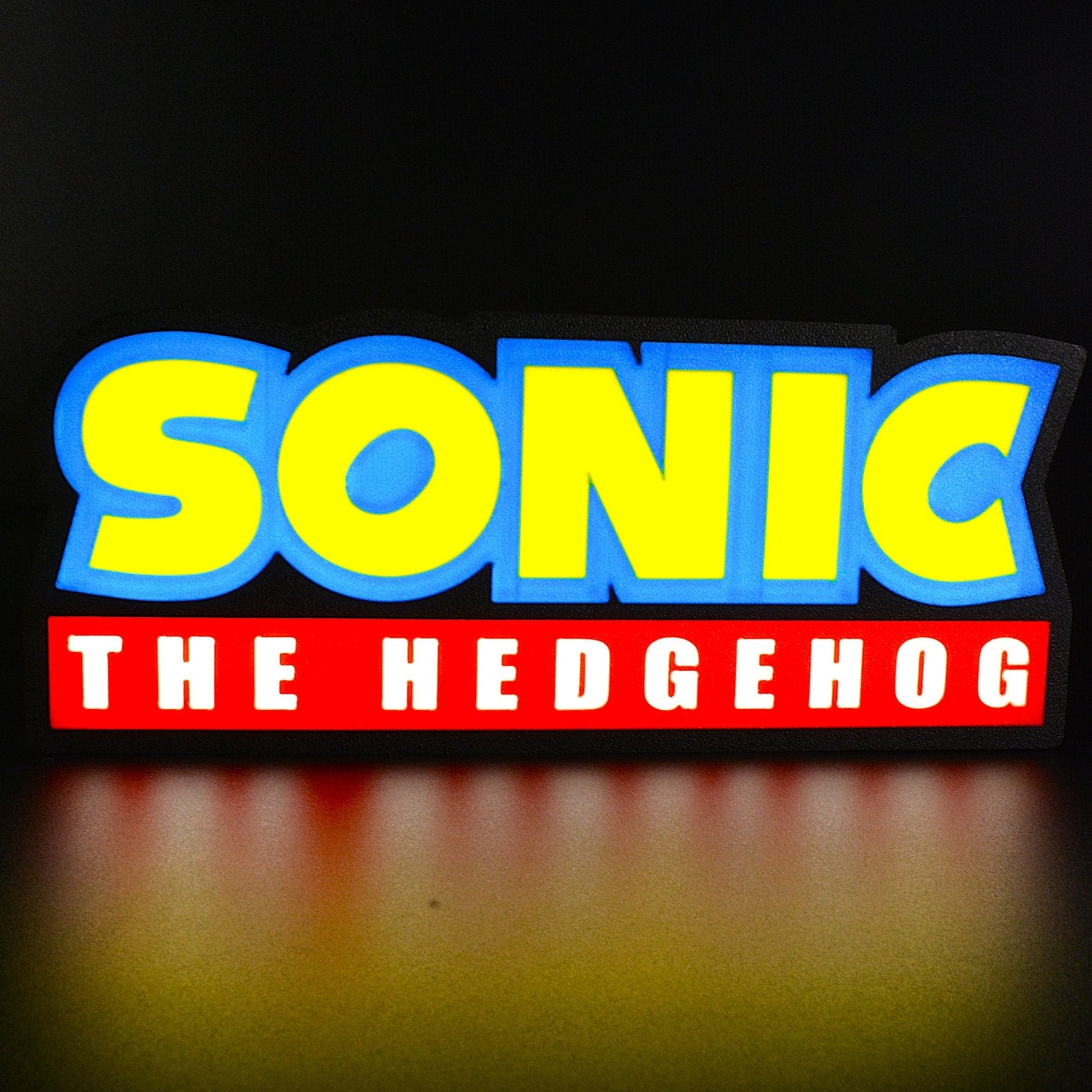 Lampe LED Logo Sonic The Hedgehog (SEGA). Décoration lumineuse pour la maison, chambre, salle de jeux, bureau, setup gaming, chambre d'enfant. Couleur bleu, blanc, rouge, jaune. Connection Usb C. - Lampe LED Sonic - Chroma Craft - Lampe LED - Lampe LED Sonic - Chroma Craft - Lampe LED